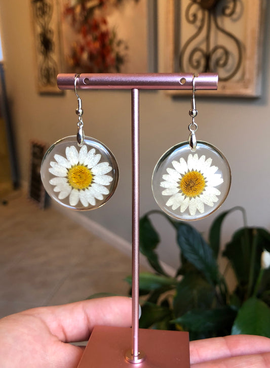 Resin Daisy Floral Earrings