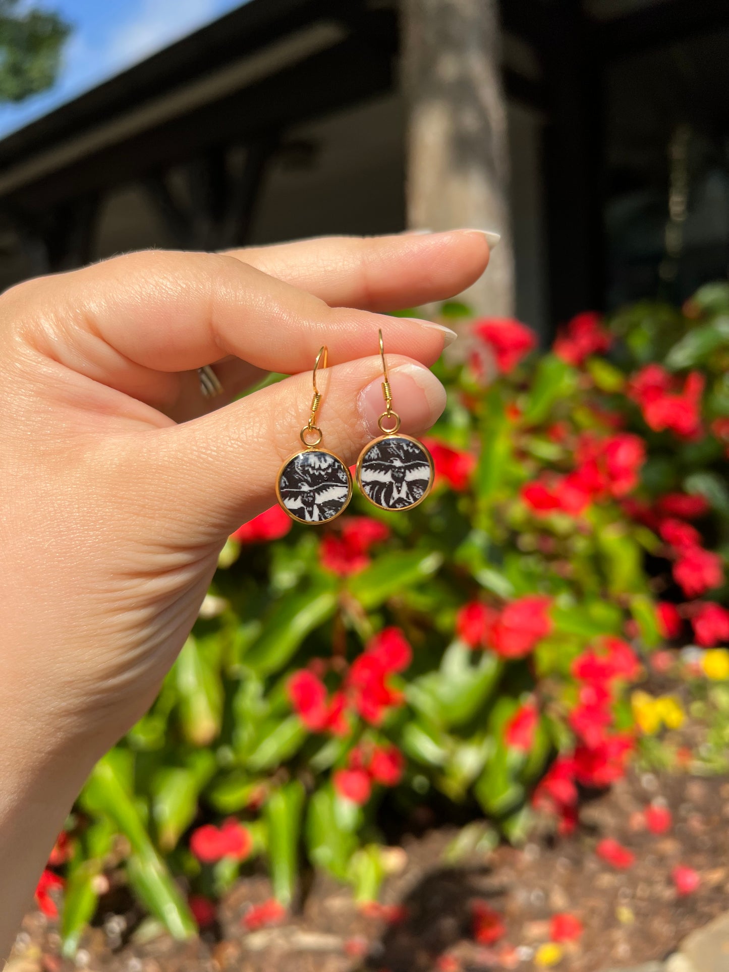 Skybound Dangles