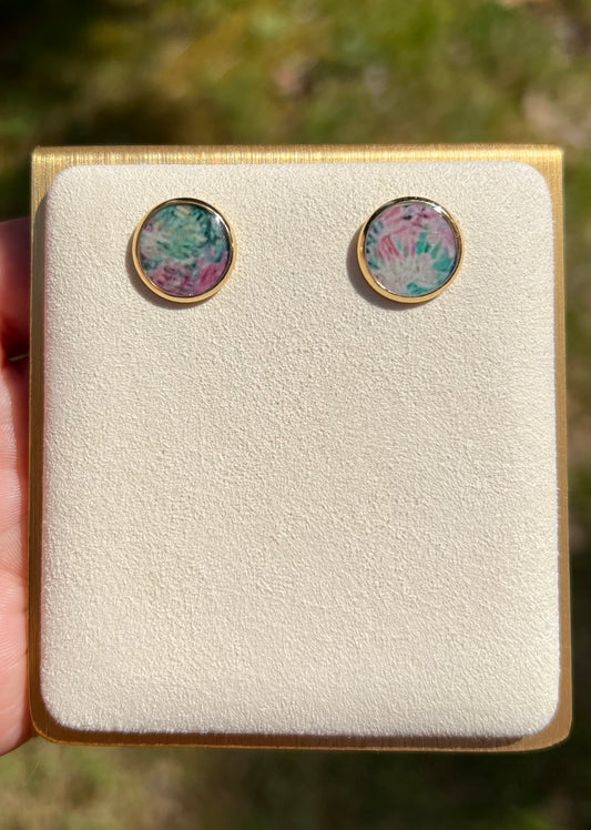 Chrysanthemum Studs -  Artisan Line