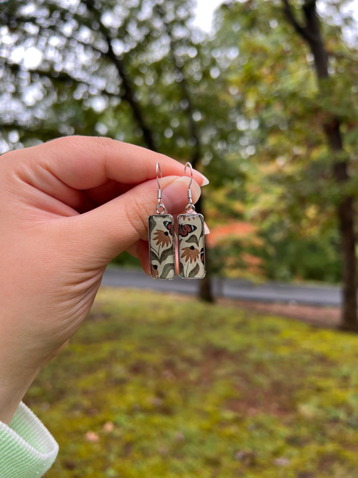 Silver Rectangular Dangles (2/2)