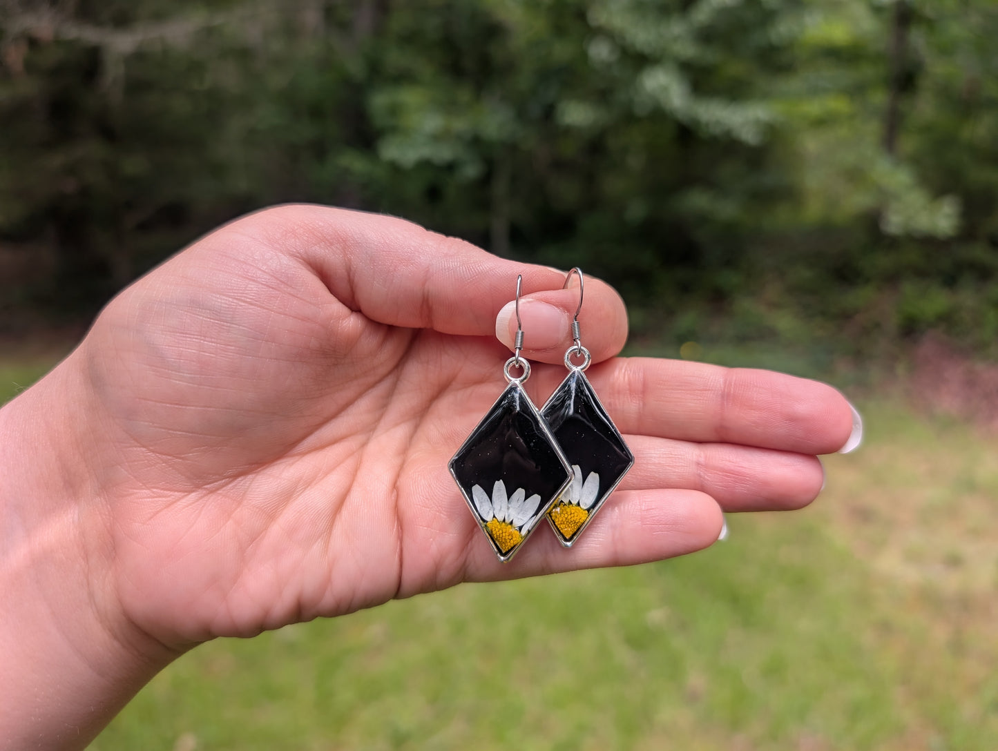 Diamond Daisies - Geometric Floral Earrings