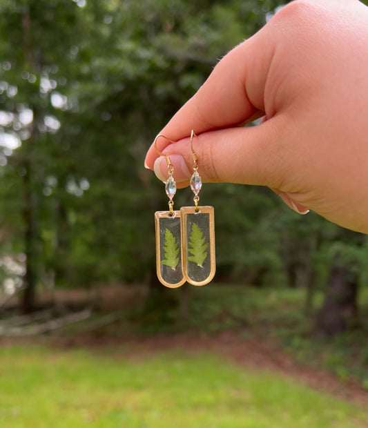 Golden Fern – Minimalist Botanical Earrings