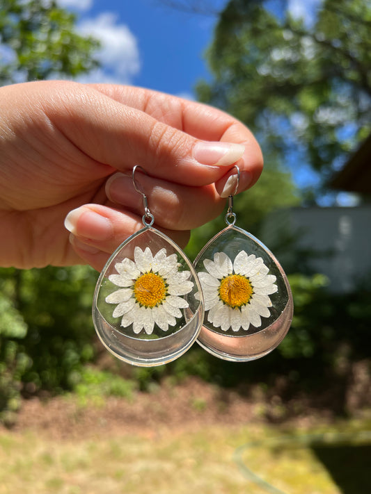 Daisy Resin Drop Earrings