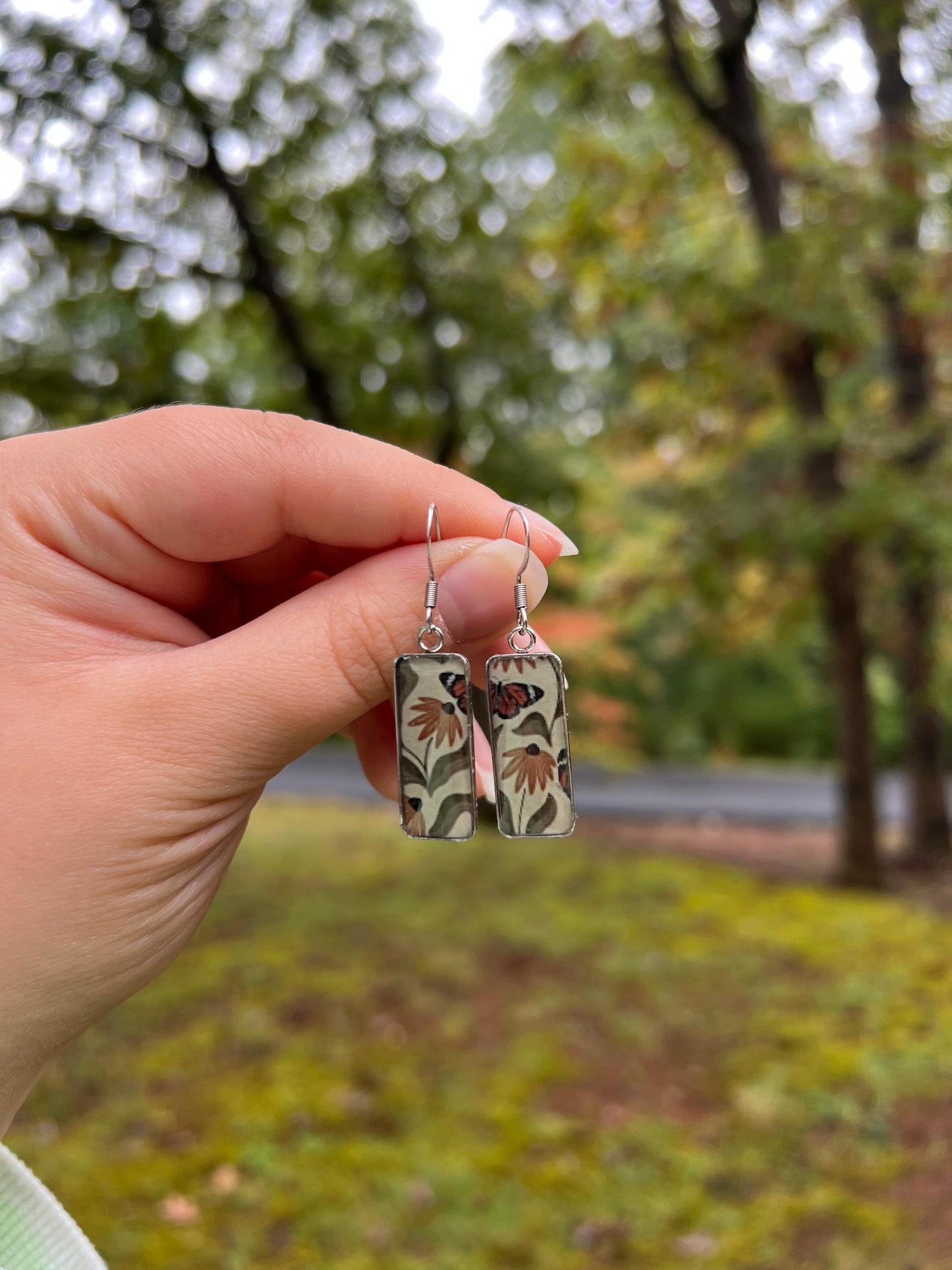 Silver Rectangular Dangles (2/2)